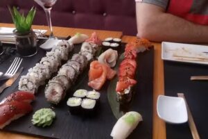 BURBU Sushi & Fusi&oacute;n