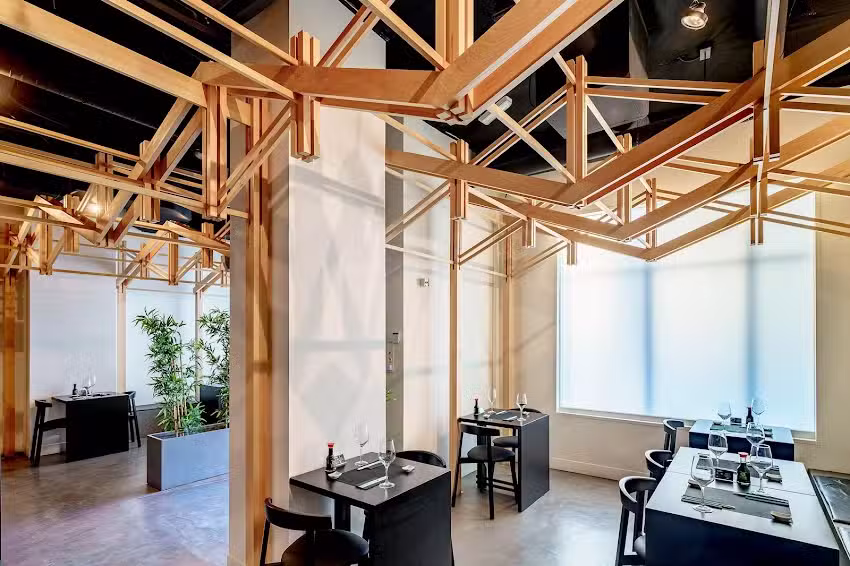 Burbu Sushi & Fusi&oacute;n (Palacio)