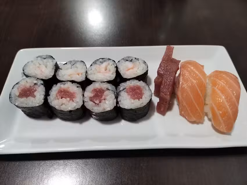 CHE SUSHI BURGUER SANT FRUITOS