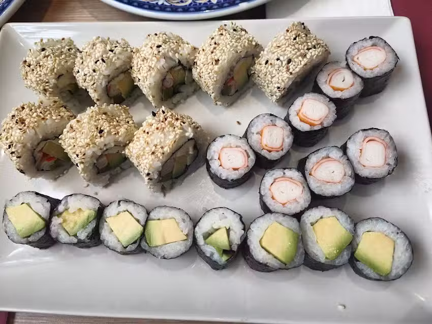 Drag&oacute;n de Oro Sushi &ndash; Restaurante Chino