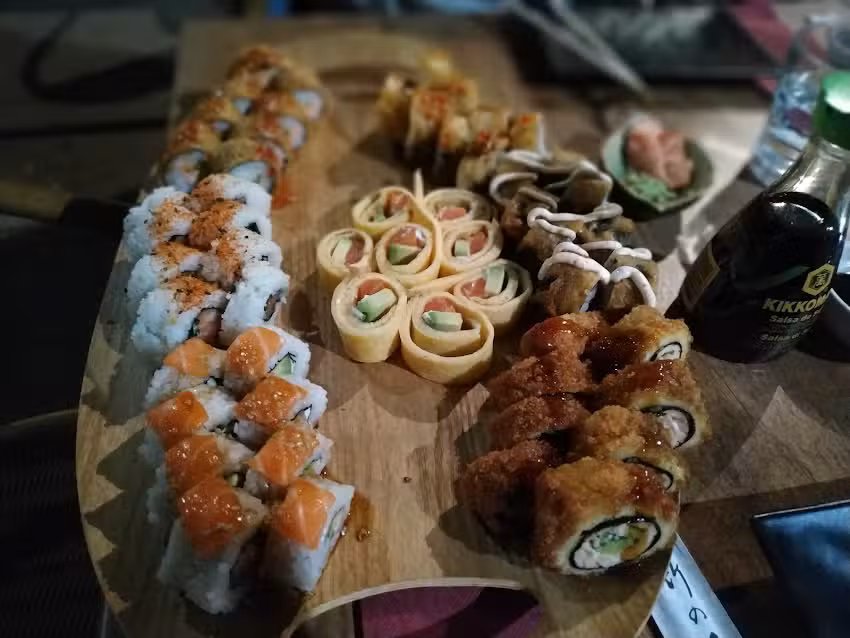 Drag&oacute;n sushi
