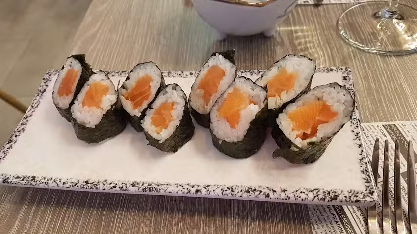 GHO FHAN SUSHI BURRITO