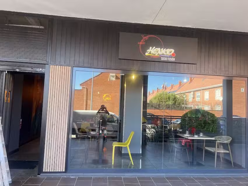 Henko sushi fusi&ograve;n