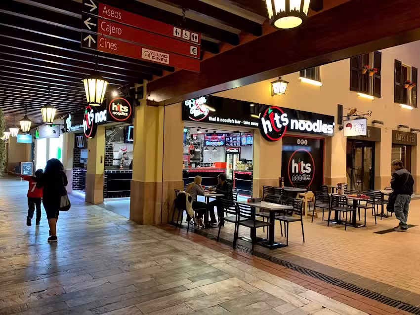 Hits Noodles &ndash; Restaurante Tailand&eacute;s en Zaragoza