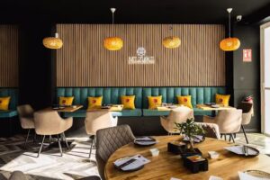 MIZUKI SUSHI & COCKTAIL