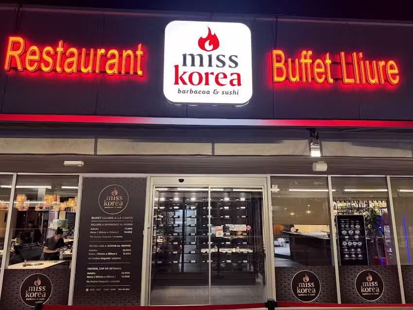 Restaurante buffet Miss Korea Santa Susanna