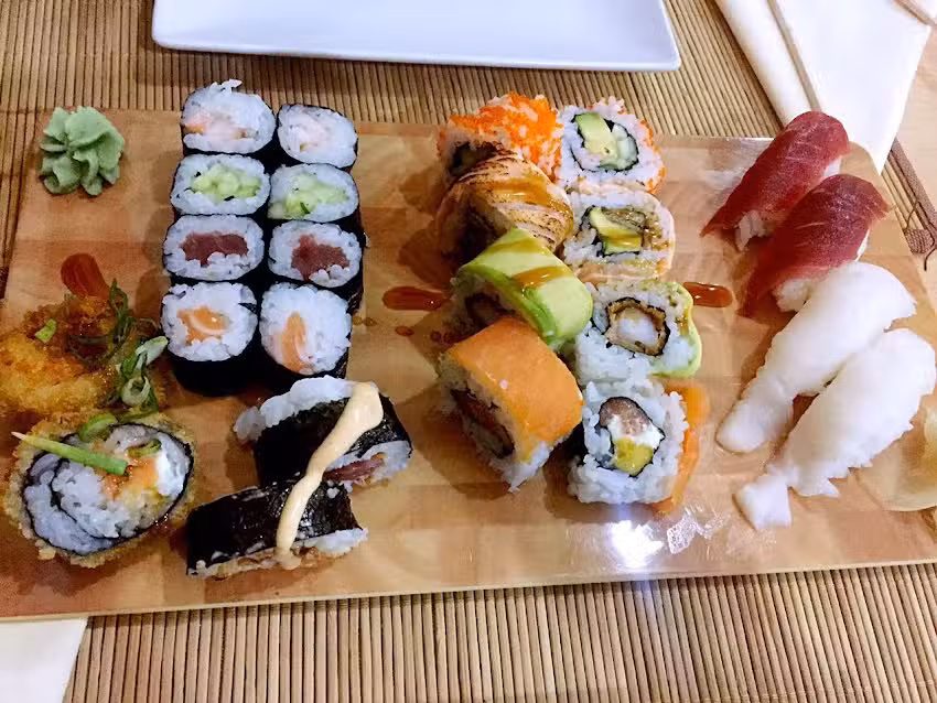 Restaurante Japon&eacute;s &ndash; ABURI SUSHI