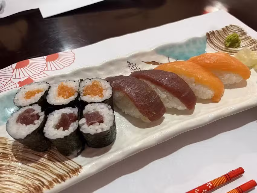Restaurante Japon&eacute;s &ndash; SAKURA