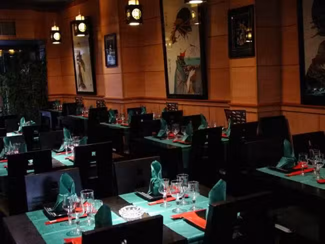 Restaurante Japon&eacute;s &ndash; SAKURA