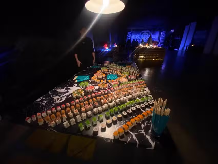 Restaurante Japon&eacute;s &ndash; SUSHI LOVERS