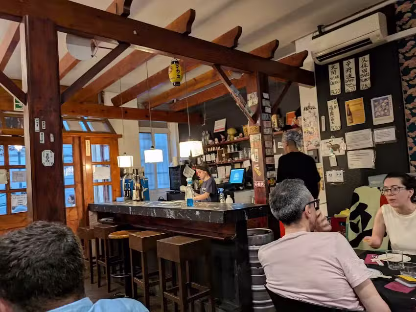 Restaurante Japon&eacute;s &ndash; TORA TABERNA JAPONESA