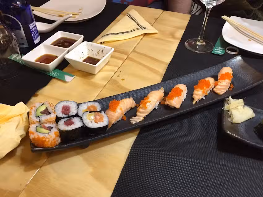 Restaurante Japon&eacute;s ZUSHI