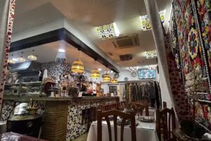 Restaurante Uzbeko Tashkent Oasis