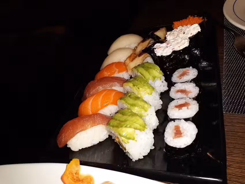 Restaurante Ying | Sushi buffet con carta a domicilio y llevar