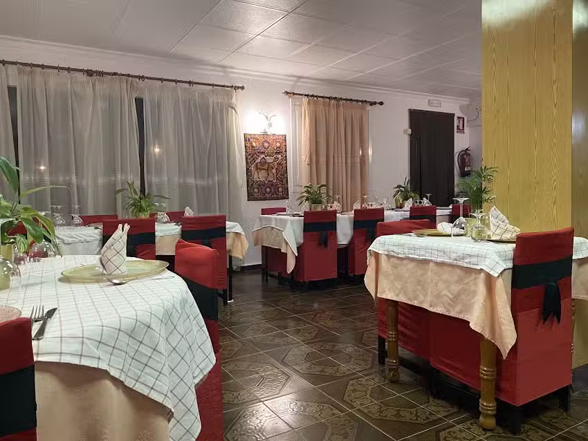 Royal Tandoori Taj Mahal Indian Resturant