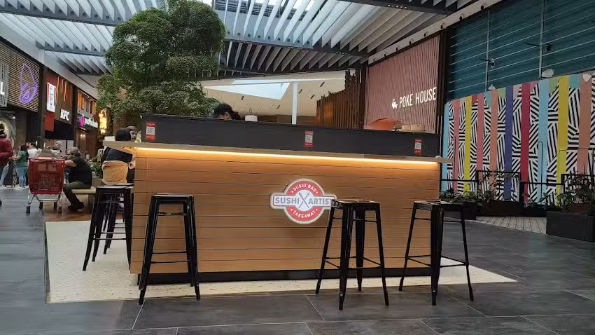 SUSHI ARTIST C.C. Garbera.