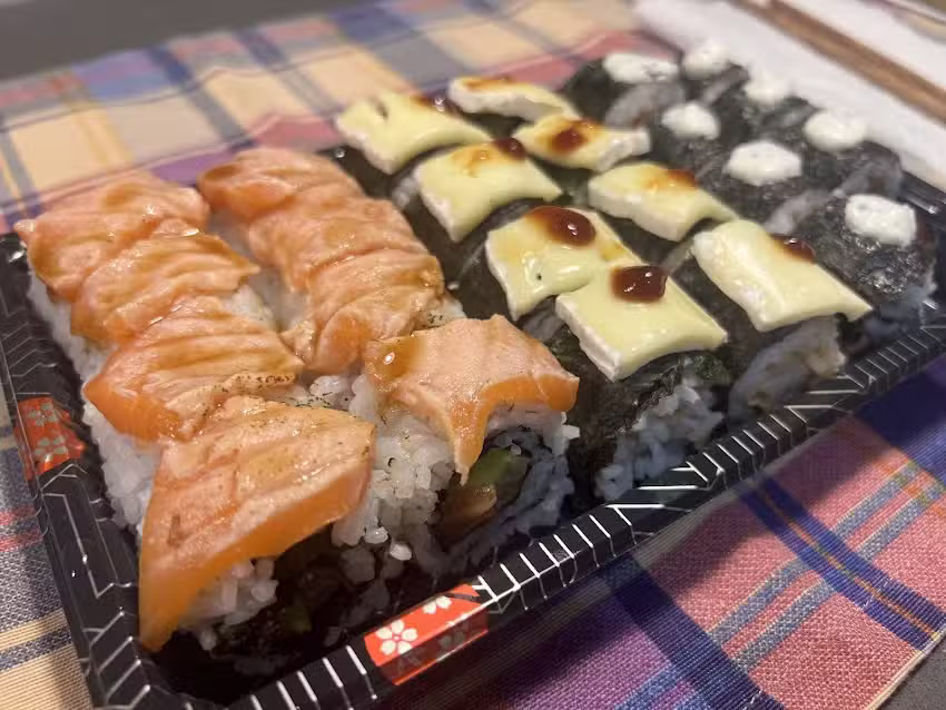 SUSHI MANIA