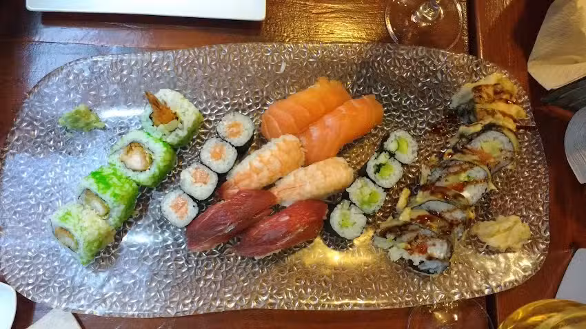 TAKEME SUSHI