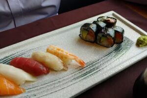 Tsukiji Sushi Bar Restaurante