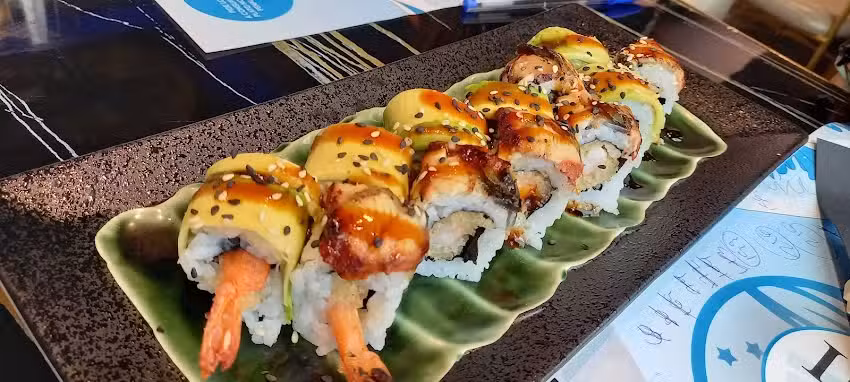 UMI SUSHI SAMIL
