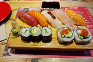 YOKALOKA MERCADO Sushi & Ramen